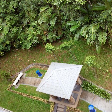 Azizi&Yati Muslim Homestay Cameron Highlands Bagian luar foto