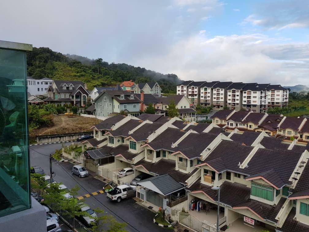 Azizi&Yati Muslim Homestay Cameron Highlands Bagian luar foto